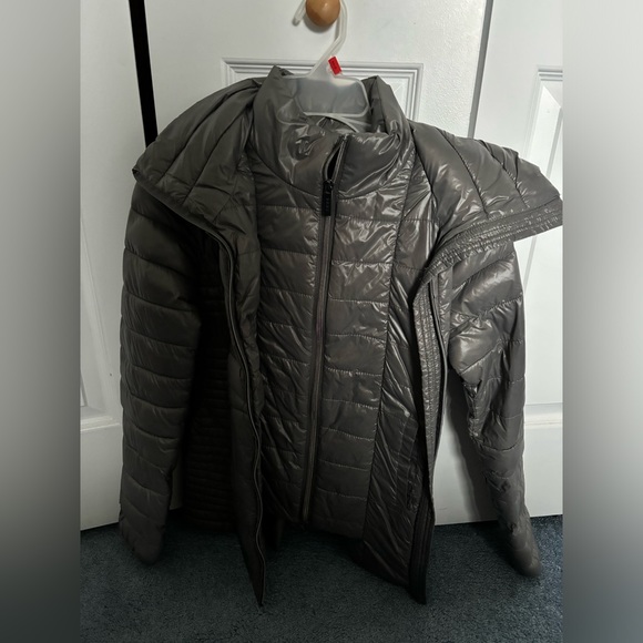 Jacket - Picture 4 of 4